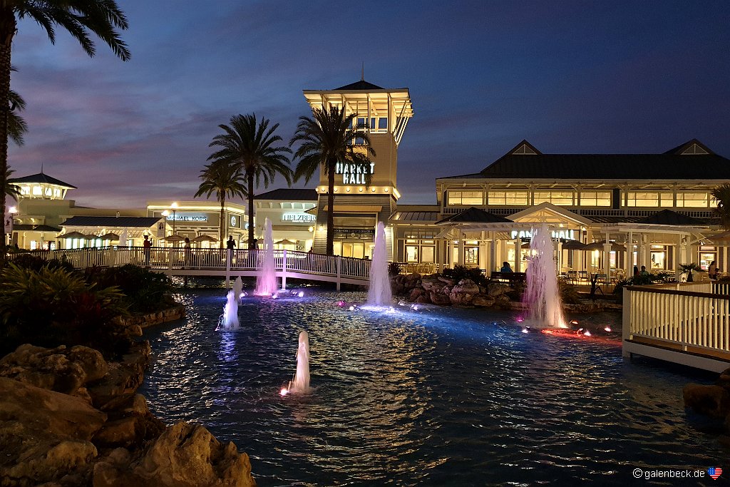Tampa Premium Outlets