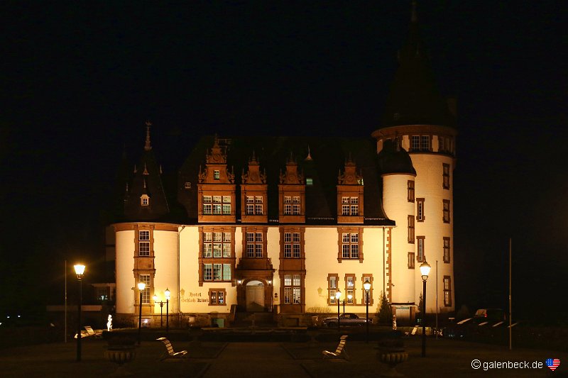 Schloss Klink am Abend