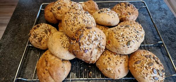 Brötchen mit Gemüse