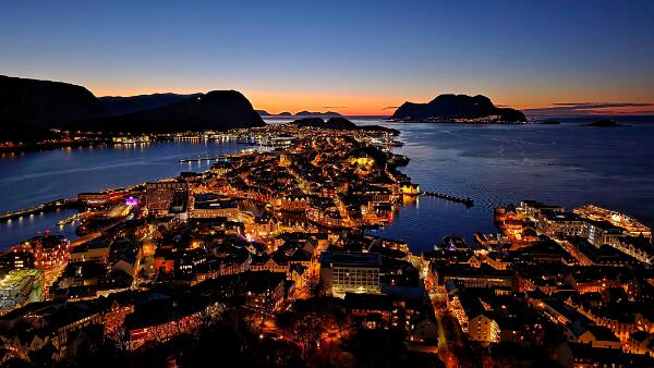 Aksla Viewpoint after sunset