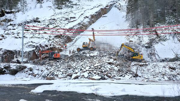Felssturz auf Bahnstrecke bei Meråker